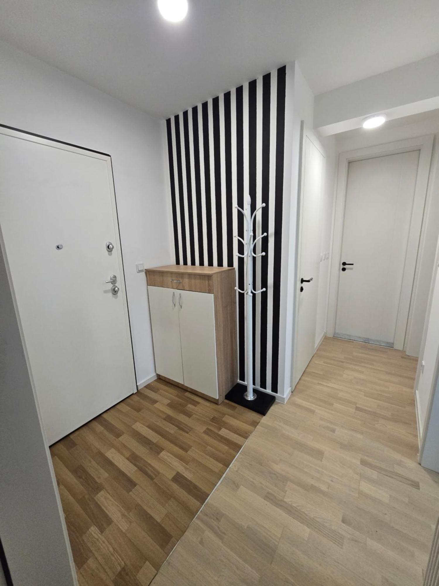 Clover Apartment *